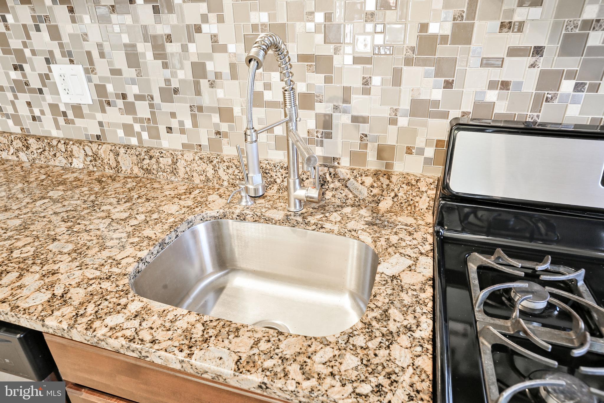 1313 Pentridge Road Baltimore, MD 21239 - Photo 14 of 36