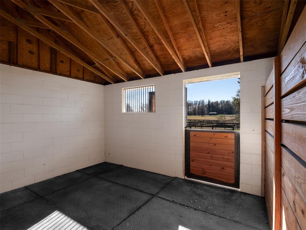 2185 Northwest 114th Loop Ocala, FL 34475 - Photo 23 of 25 a view of entryway