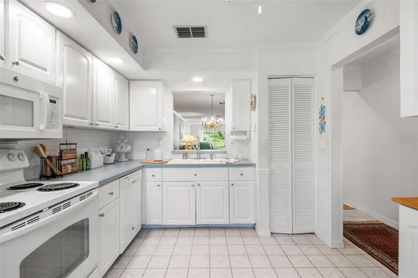 $259,000 | 1012 Dunrobin Drive, Unit D, Palm Harbor, FL 34684