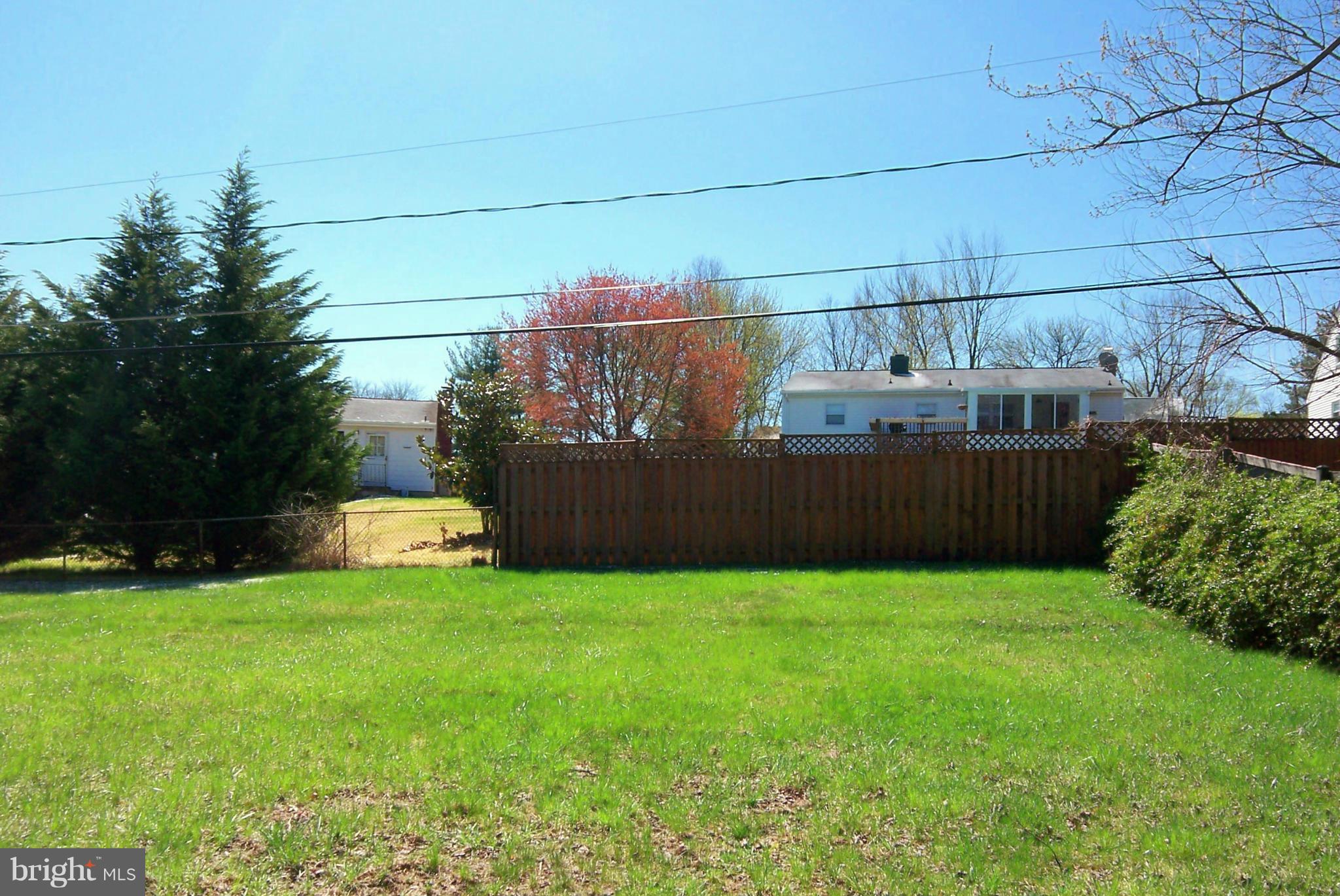 1218 Canberwell Road Baltimore, MD 21228 - Photo 8 of 30 Back Yard