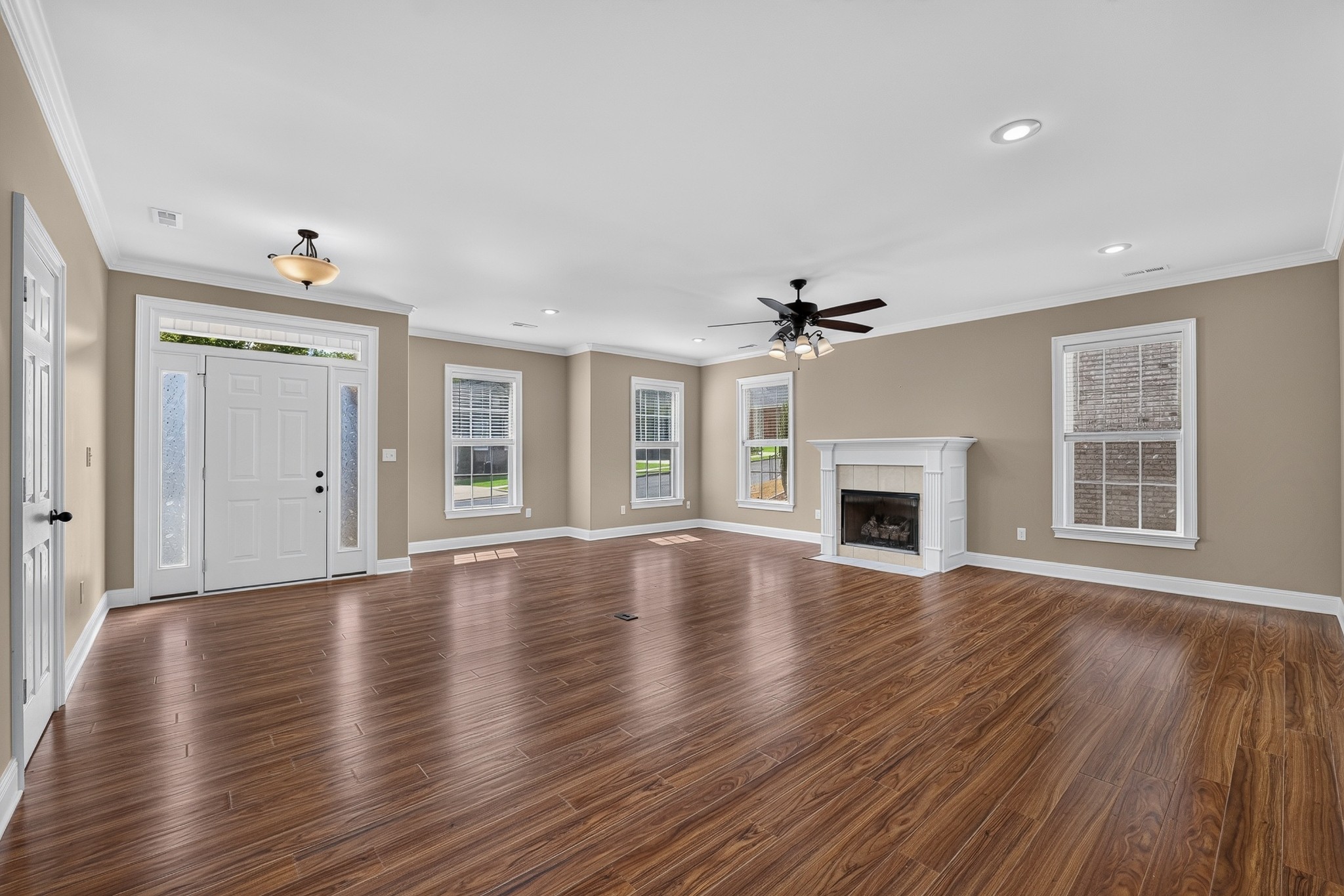 127 Riley Circle Fayetteville, TN 37334 - Photo 4 of 27 Gallery Image 4