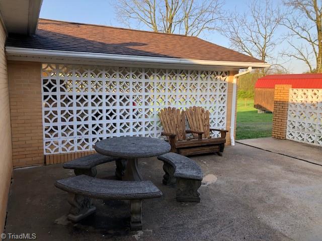 6067 Austin Traphill Road Elkin, NC 28621 - Photo 32 of 37 Gallery Image 32