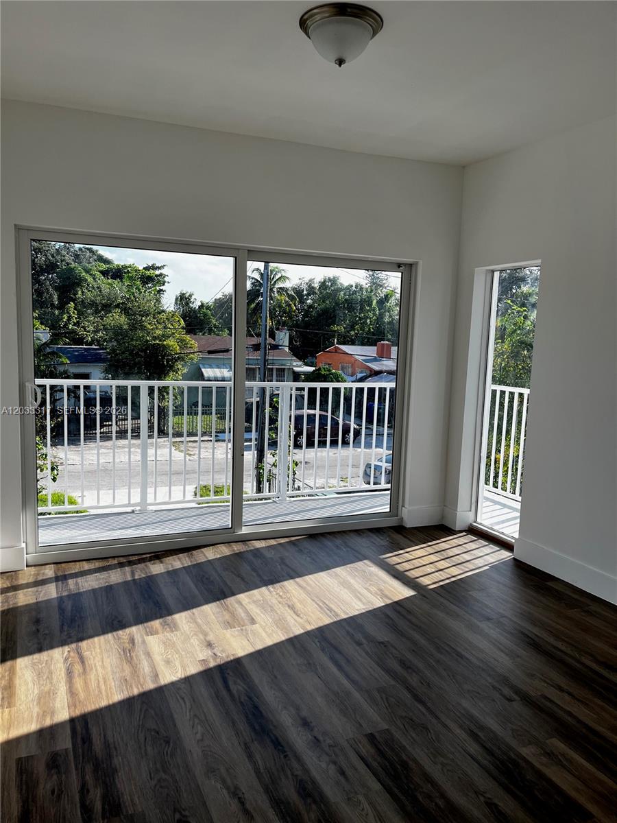 37 Northwest 70th Street, Unit B Miami, FL 33150 - Photo 7 of 17 Primary Bedroom