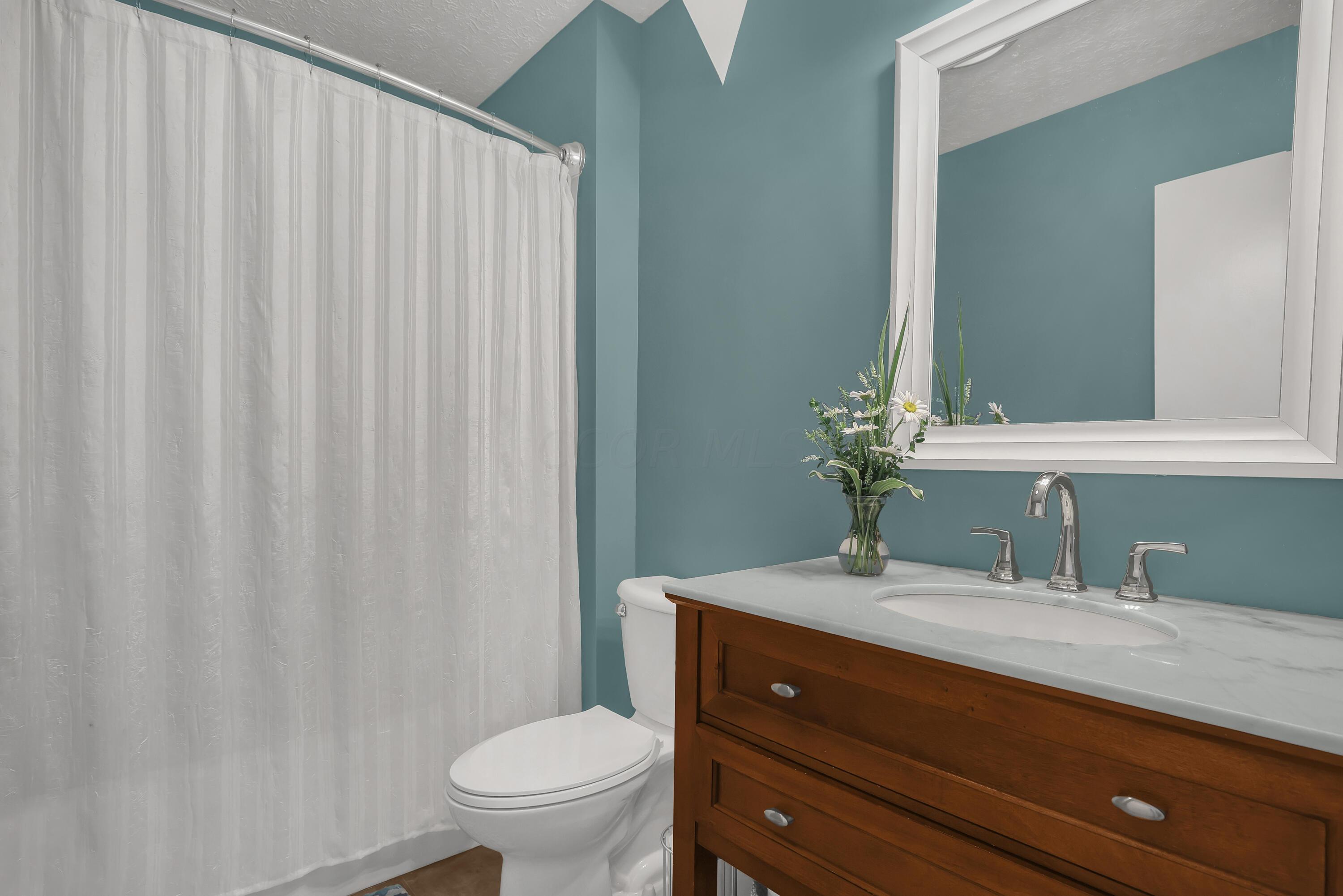 1060 South Watkins Road Alexandria, OH 43001 - Photo 22 of 47 0G7A6843