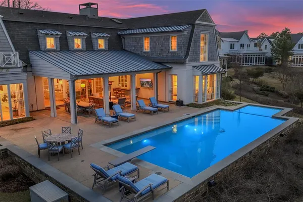 a view of a lake with houses