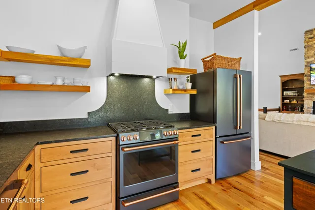 $1,295,000 | 139 Stakely Road, Madisonville, TN 37354