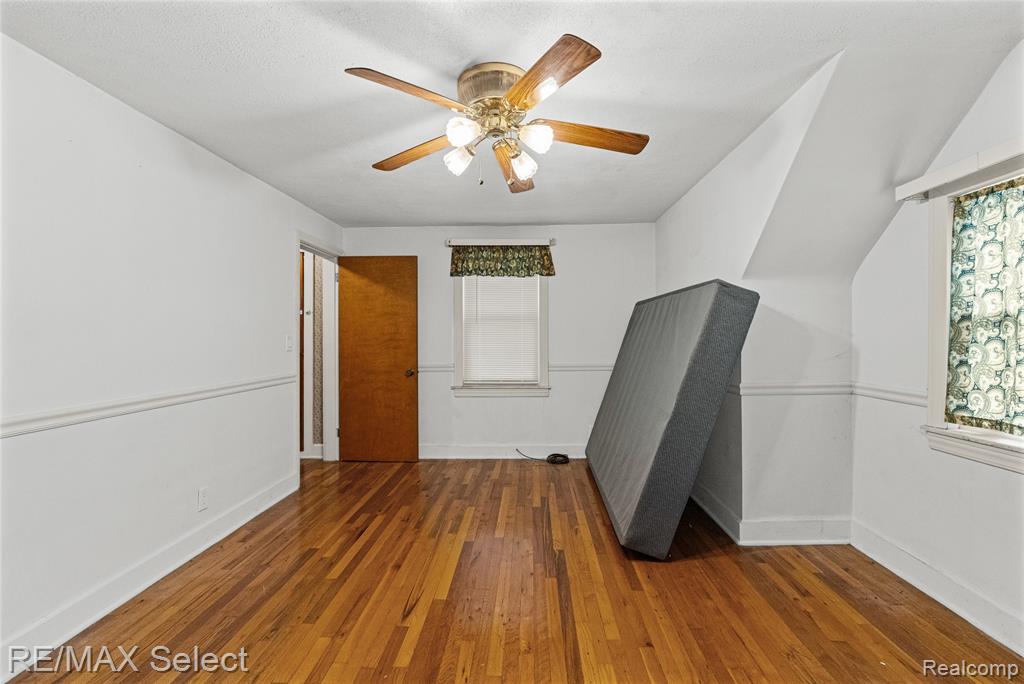 7173 Porter Road Grand Blanc, MI 48439 - Photo 22 of 35