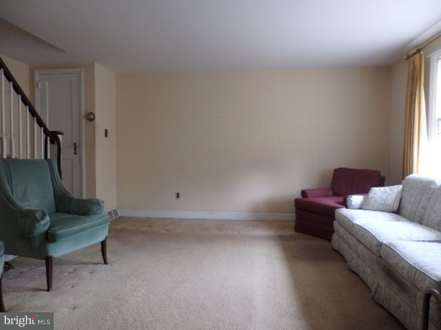 201 Wickford Road Havertown, PA 19083 - Photo 8 of 24 Living Room