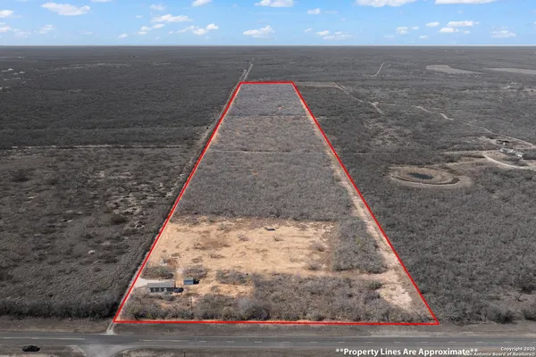 $465,000 | 11211 Fm 2779, Moore, TX 78057