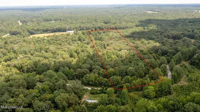 $108,000 | 12 Acres Wall Hill, Byhalia, MS 38611