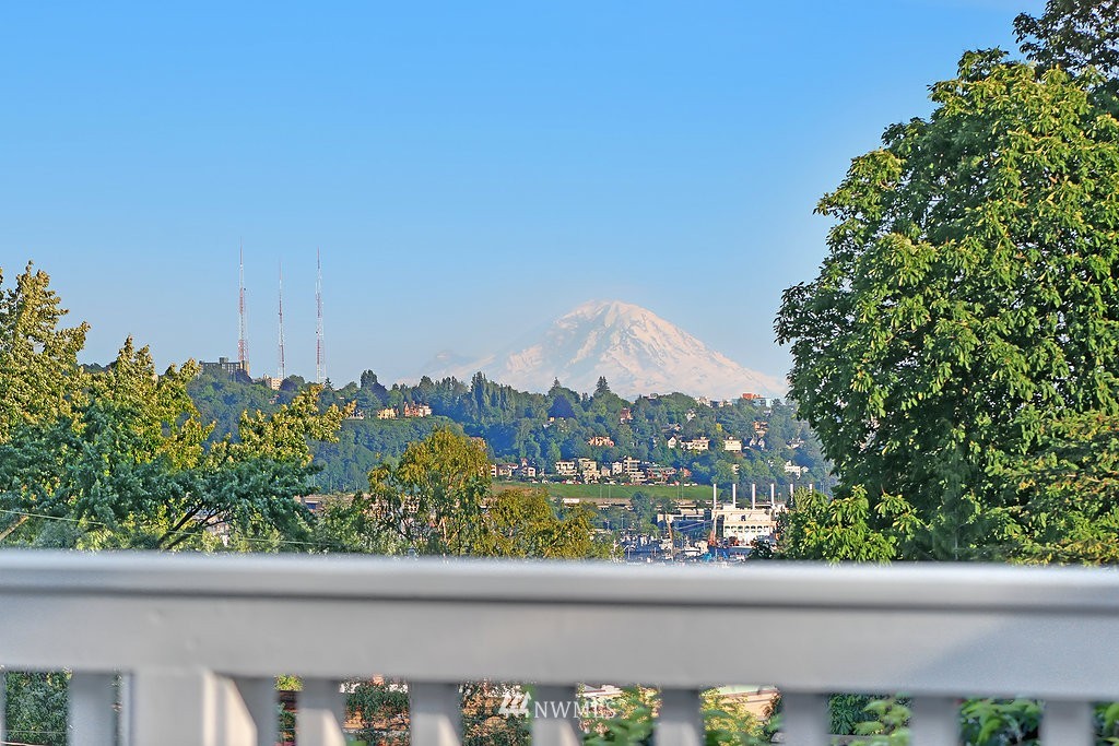 1015 North 42nd Street Seattle, WA 98103 - Photo 23 of 23