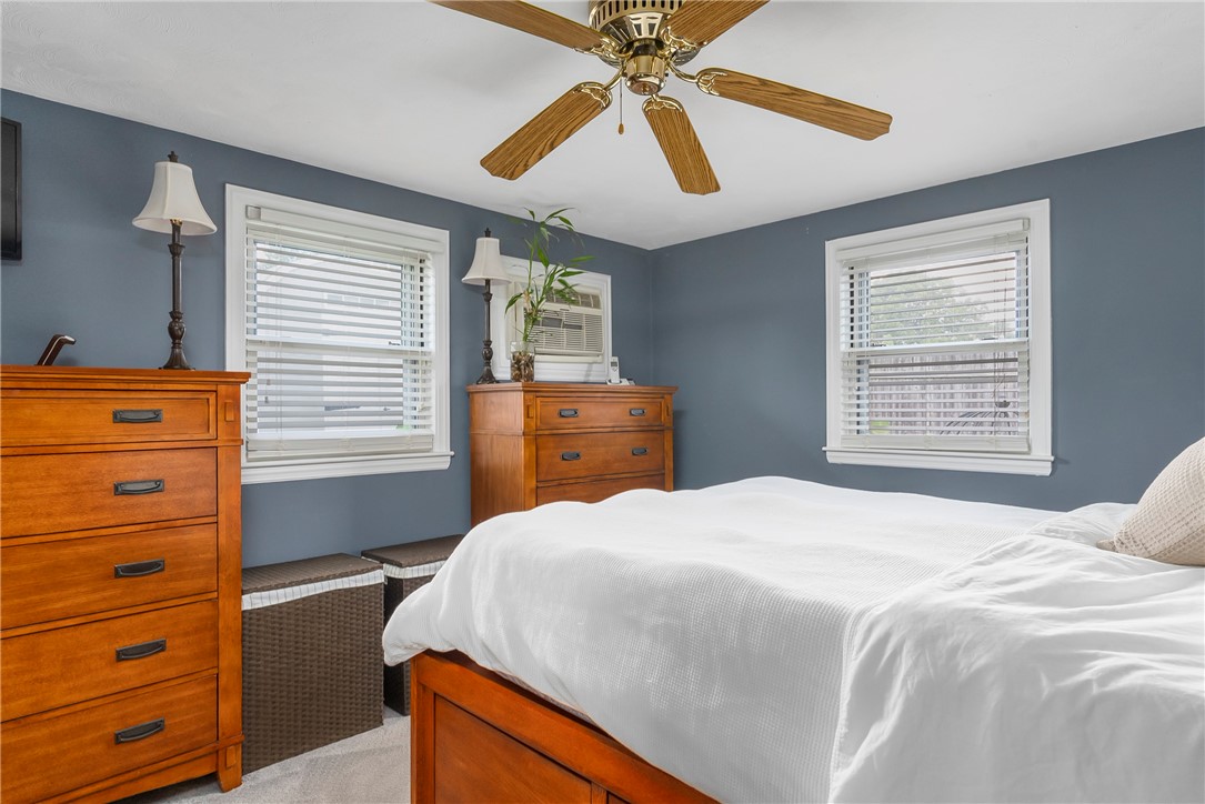 55 Whippoorwill Road Warwick, RI 02888 - Photo 19 of 33