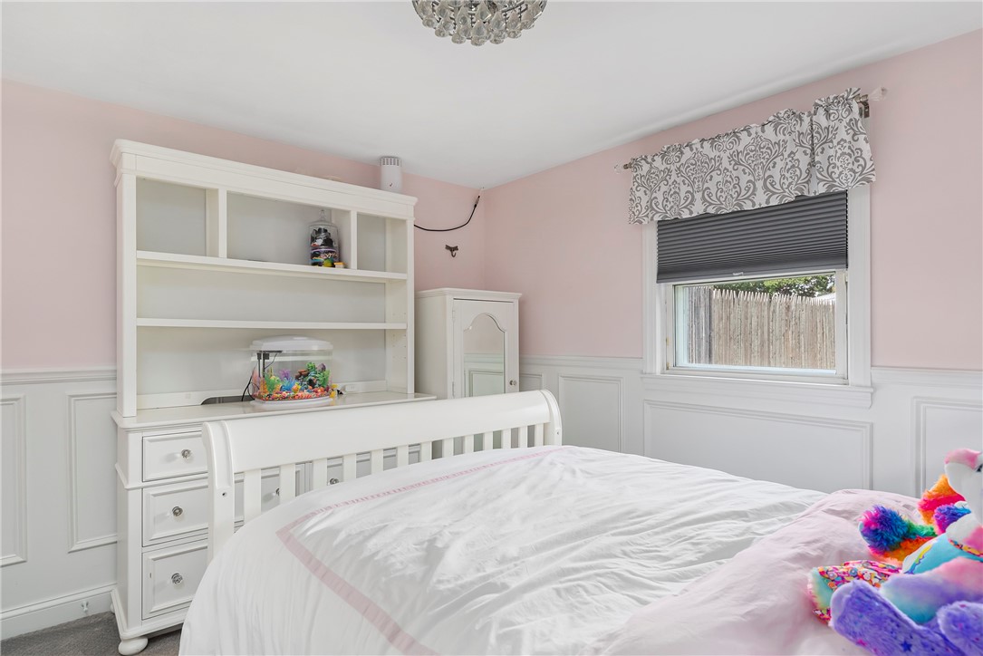 55 Whippoorwill Road Warwick, RI 02888 - Photo 21 of 33