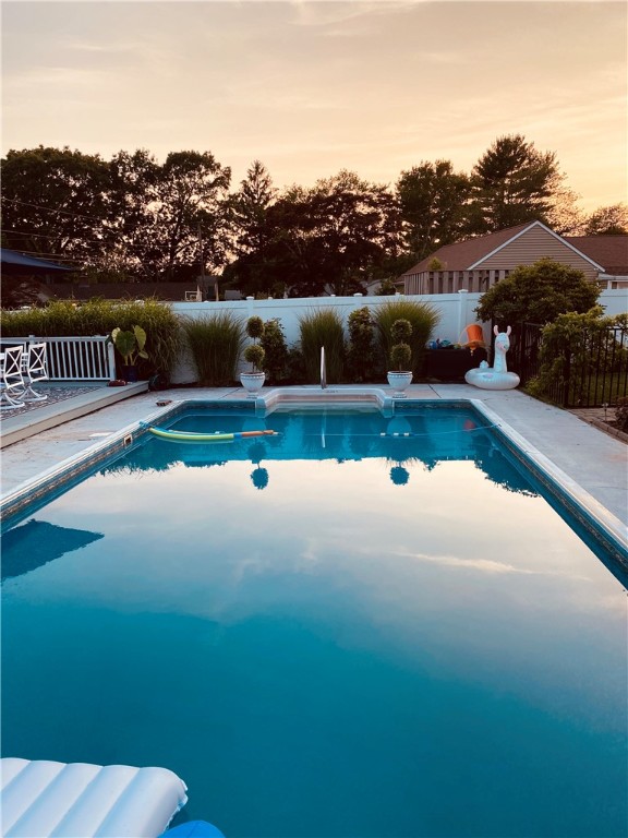 55 Whippoorwill Road Warwick, RI 02888 - Photo 26 of 33