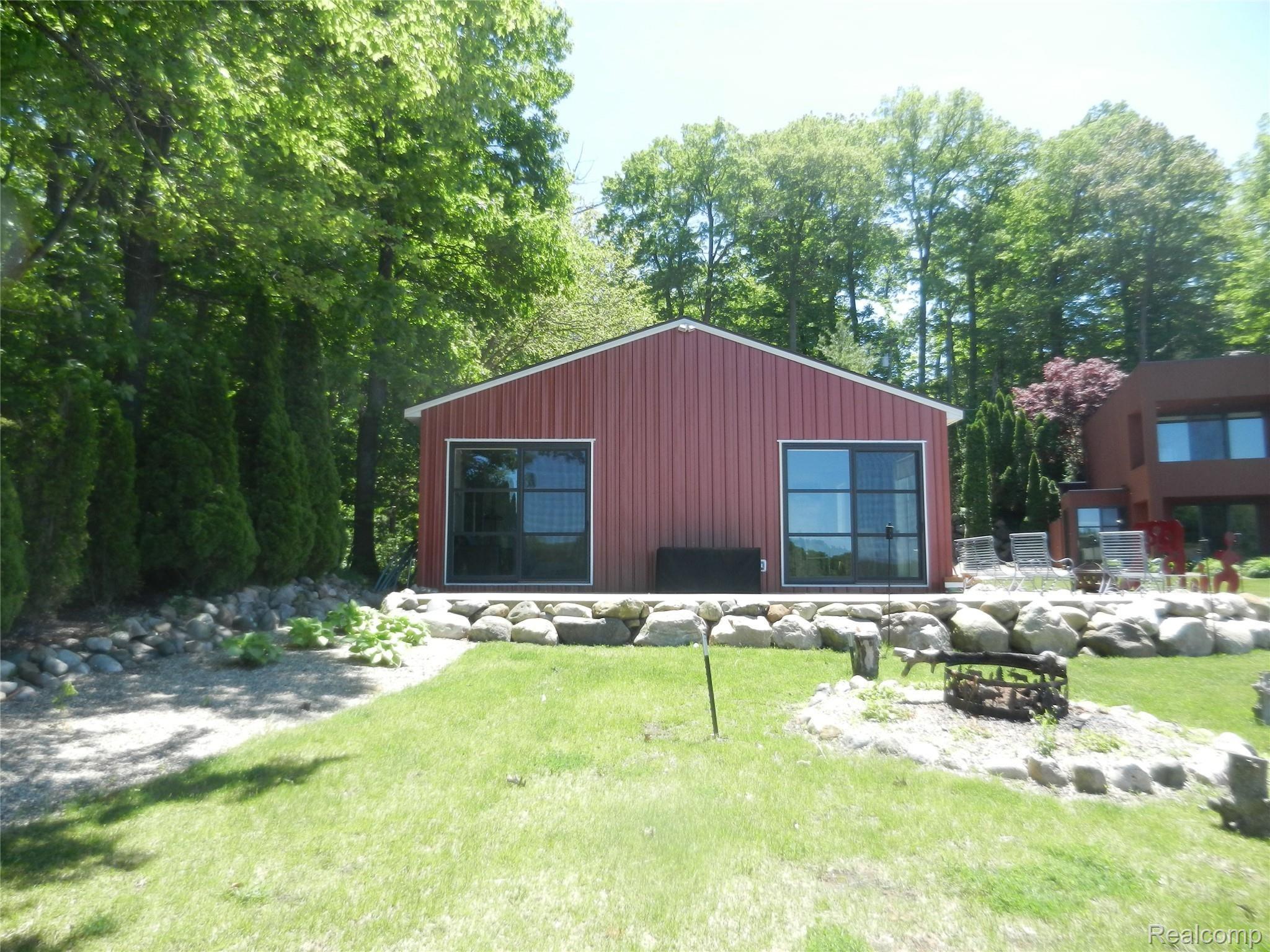 5375 Wayne Road White Lake, MI 48383 - Photo 7 of 59 Suite