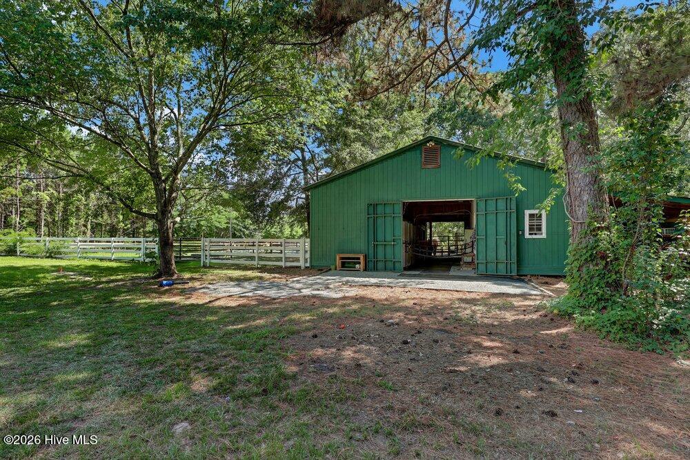 770 Bridal Creek Road Burgaw, NC 28425 - Photo 4 of 34