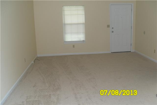 495 Forest Ridge Drive La Vergne, TN 37086 - Photo 3 of 15