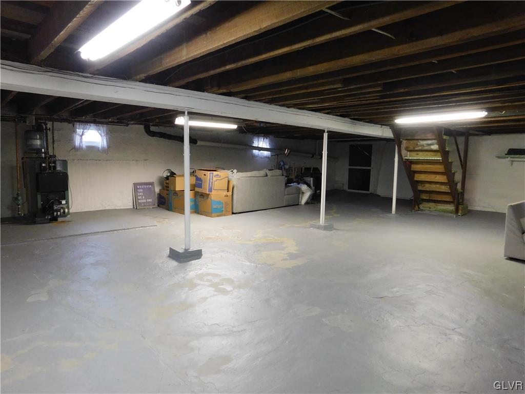 103 Fairview Avenue Wind Gap, PA 18091 - Photo 13 of 22 an empty room with furniture and a gym equipment