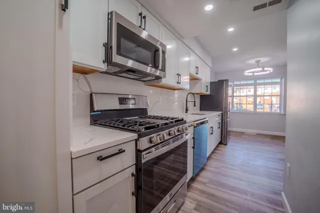 $465,000 | 4415 Ensbrook Lane, Woodbridge, VA 22193