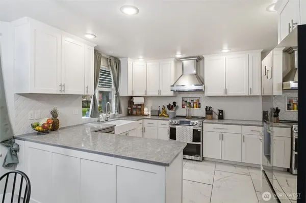 $649,950 | 3116 289th Street South, Roy, WA 98580