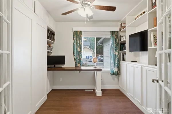 $649,950 | 3116 289th Street South, Roy, WA 98580