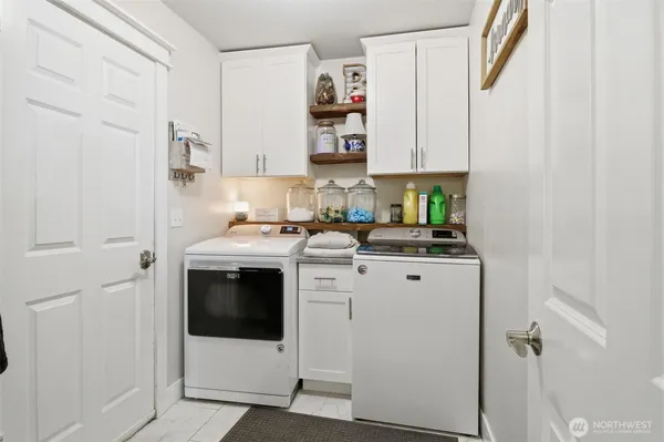 $649,950 | 3116 289th Street South, Roy, WA 98580