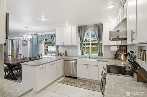 $649,950 | 3116 289th Street South, Roy, WA 98580