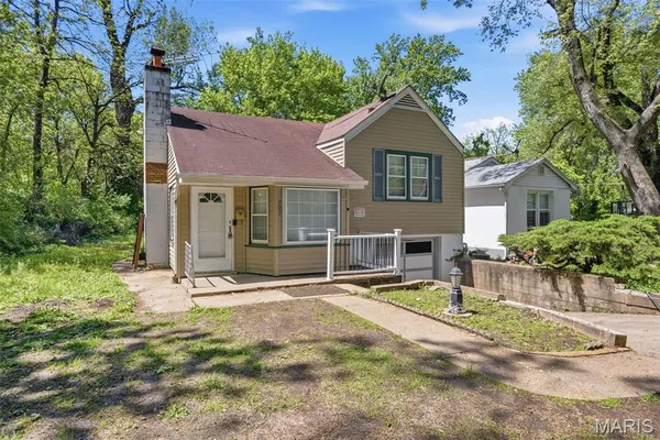 $205,000 | 703 Cunniff Place, Ferguson, MO 63135