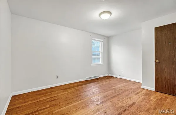 $215,000 | 703 Cunniff Place, Ferguson, MO 63135