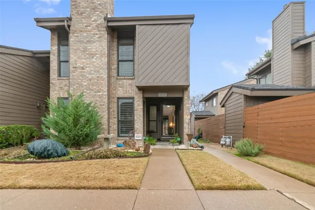$279,900 | 2200 West Park Boulevard, Unit 1004, Plano, TX 75075