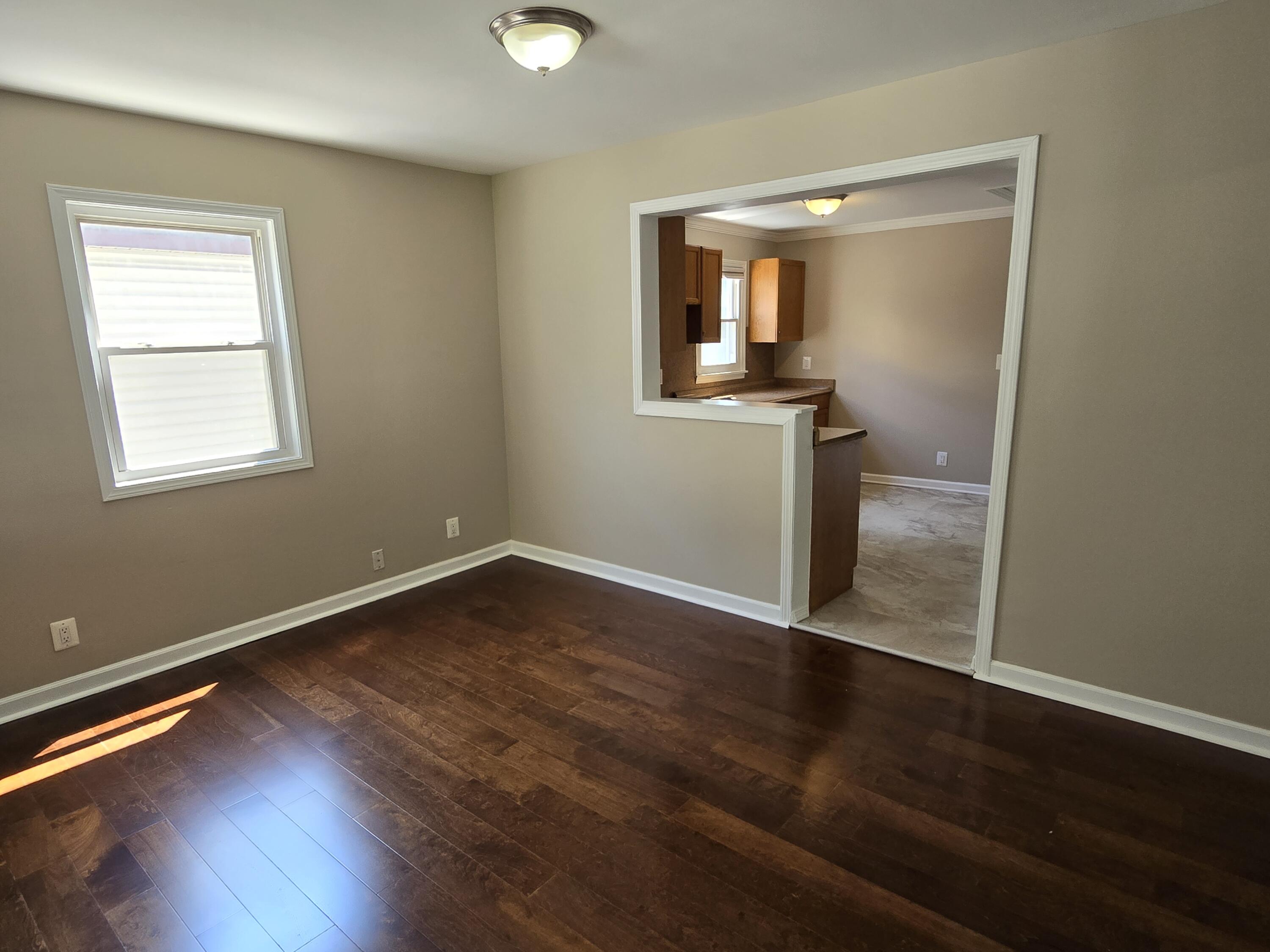 6085 Roosevelt Street Taylor, MI 48180 - Photo 16 of 34 20240516_150603