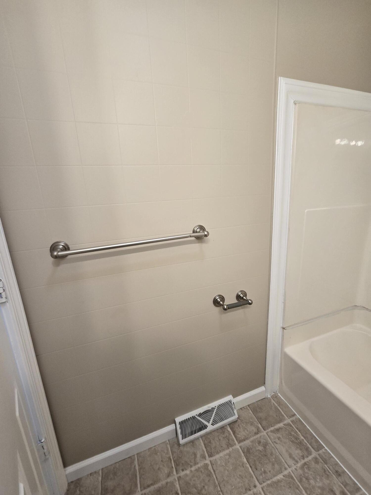 6085 Roosevelt Street Taylor, MI 48180 - Photo 28 of 34 20240516_150758
