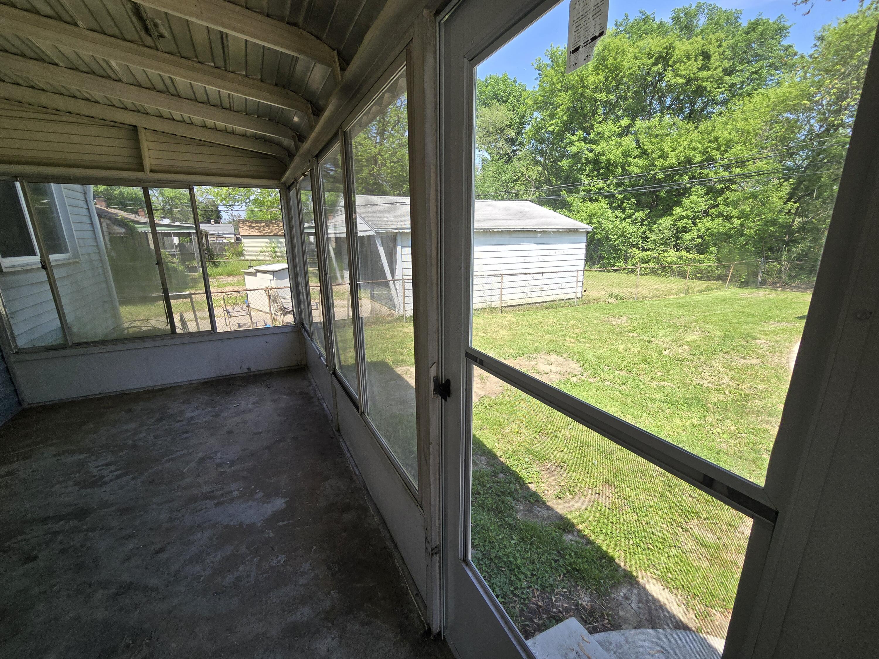 6085 Roosevelt Street Taylor, MI 48180 - Photo 31 of 34 20240516_150917
