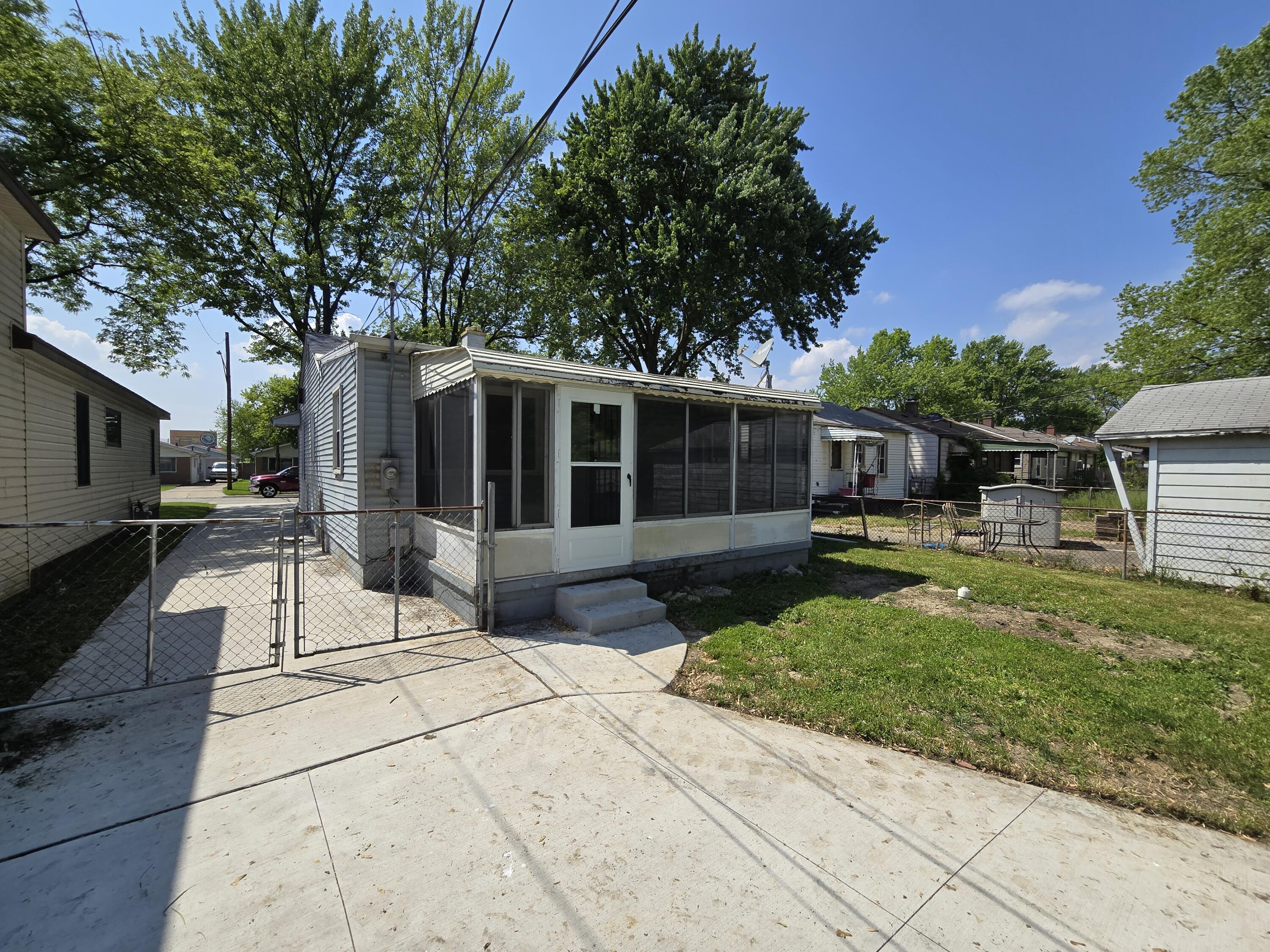 6085 Roosevelt Street Taylor, MI 48180 - Photo 32 of 34 20240516_151008