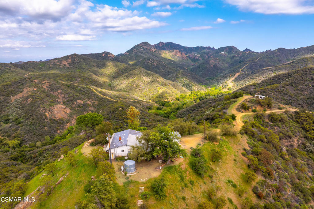 102 West Carlisle Road Thousand Oaks, CA 91361 - Photo 48 of 55