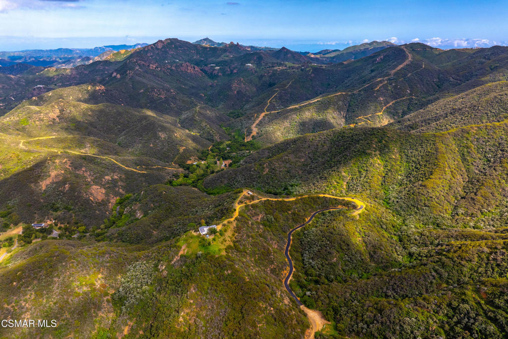 102 West Carlisle Road Thousand Oaks, CA 91361 - Photo 51 of 55
