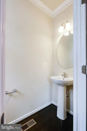 $2,850 | 833 Jarrett Lane, Glen Burnie, MD 21060