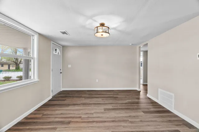 $89,900 | 208 St Christopher Drive, Cahokia, IL 62206