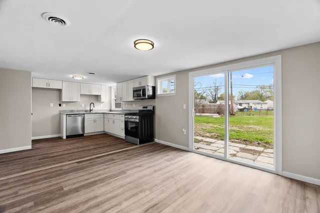 $89,900 | 208 St Christopher Drive, Cahokia, IL 62206