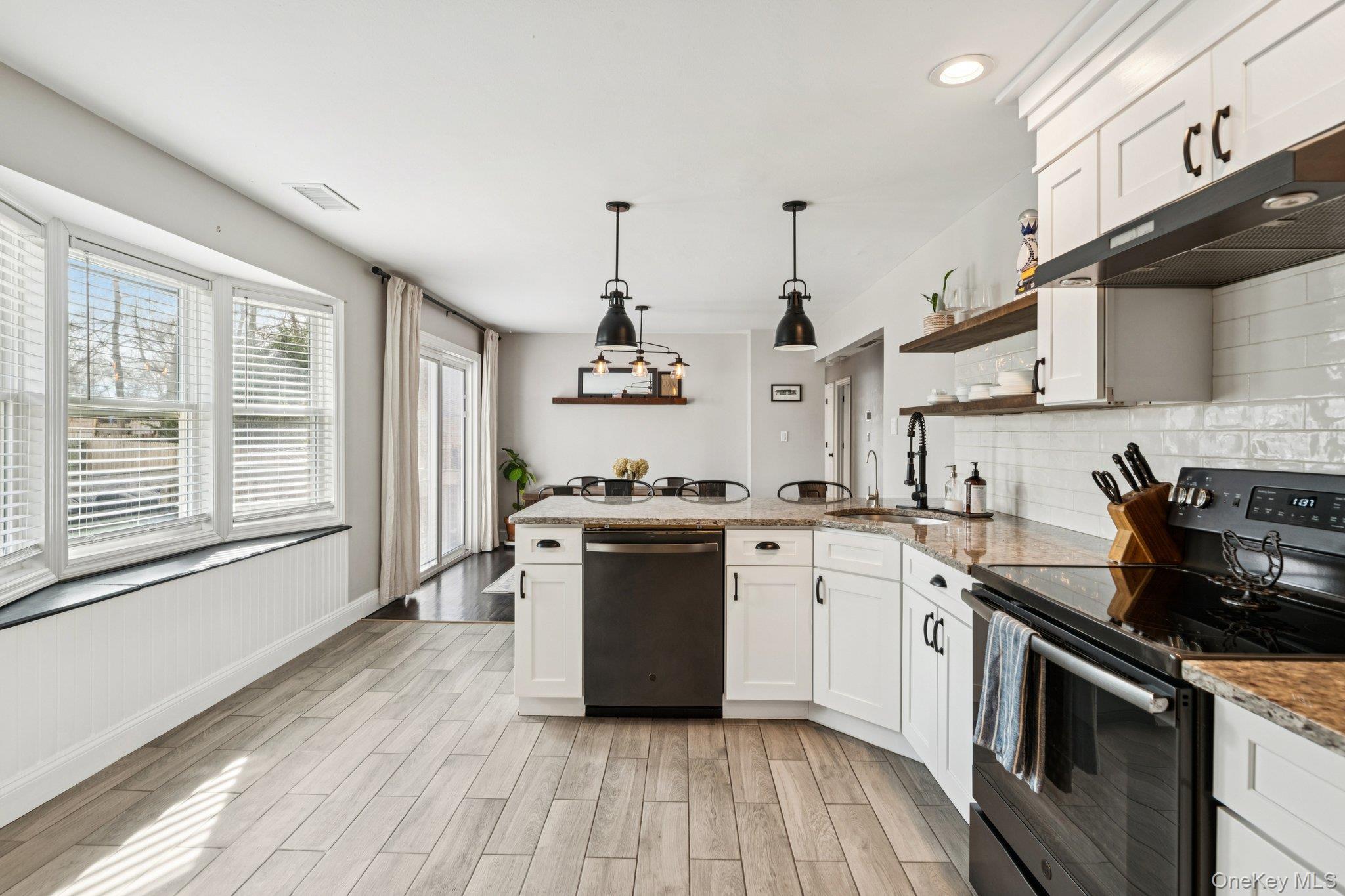 65 Beachfern Road Center Moriches, NY 11934 - Photo 11 of 26