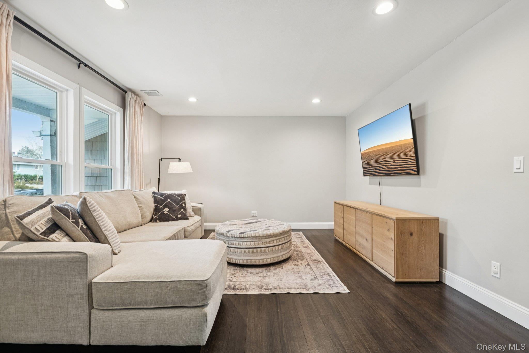 65 Beachfern Road Center Moriches, NY 11934 - Photo 5 of 26