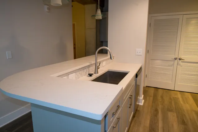 $2,200 | 415 Church Street, Unit 1204, Nashville, TN 37219