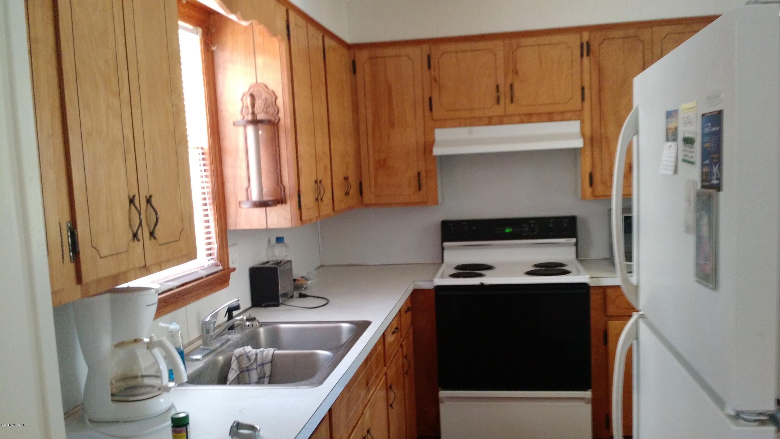 190 Hale Road New Bern, NC 28560 - Photo 15 of 18 IMG_20160815_150927618