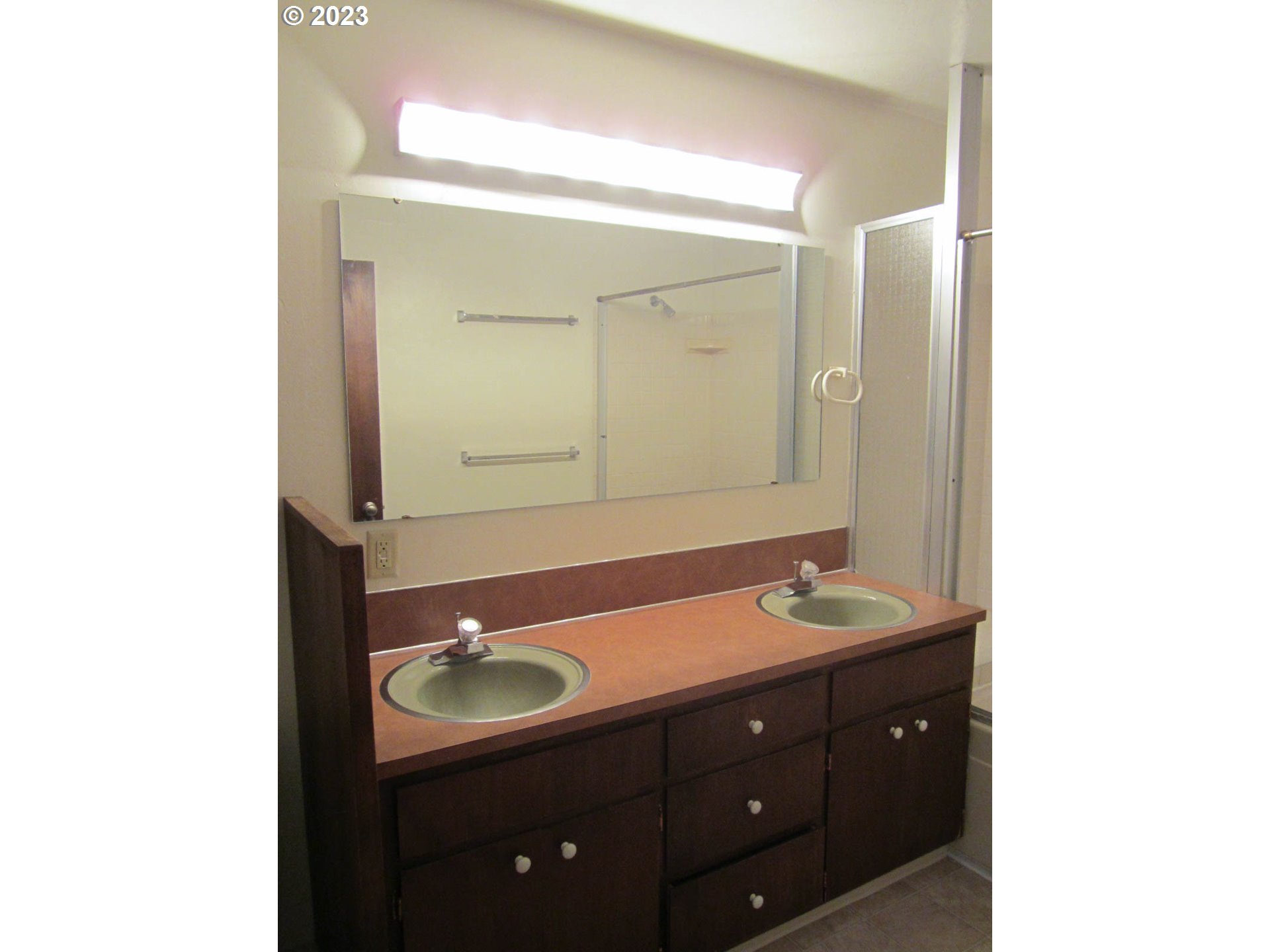 2570 Spring Boulevard Eugene, OR 97403 - Photo 31 of 35 Gallery Image 31
