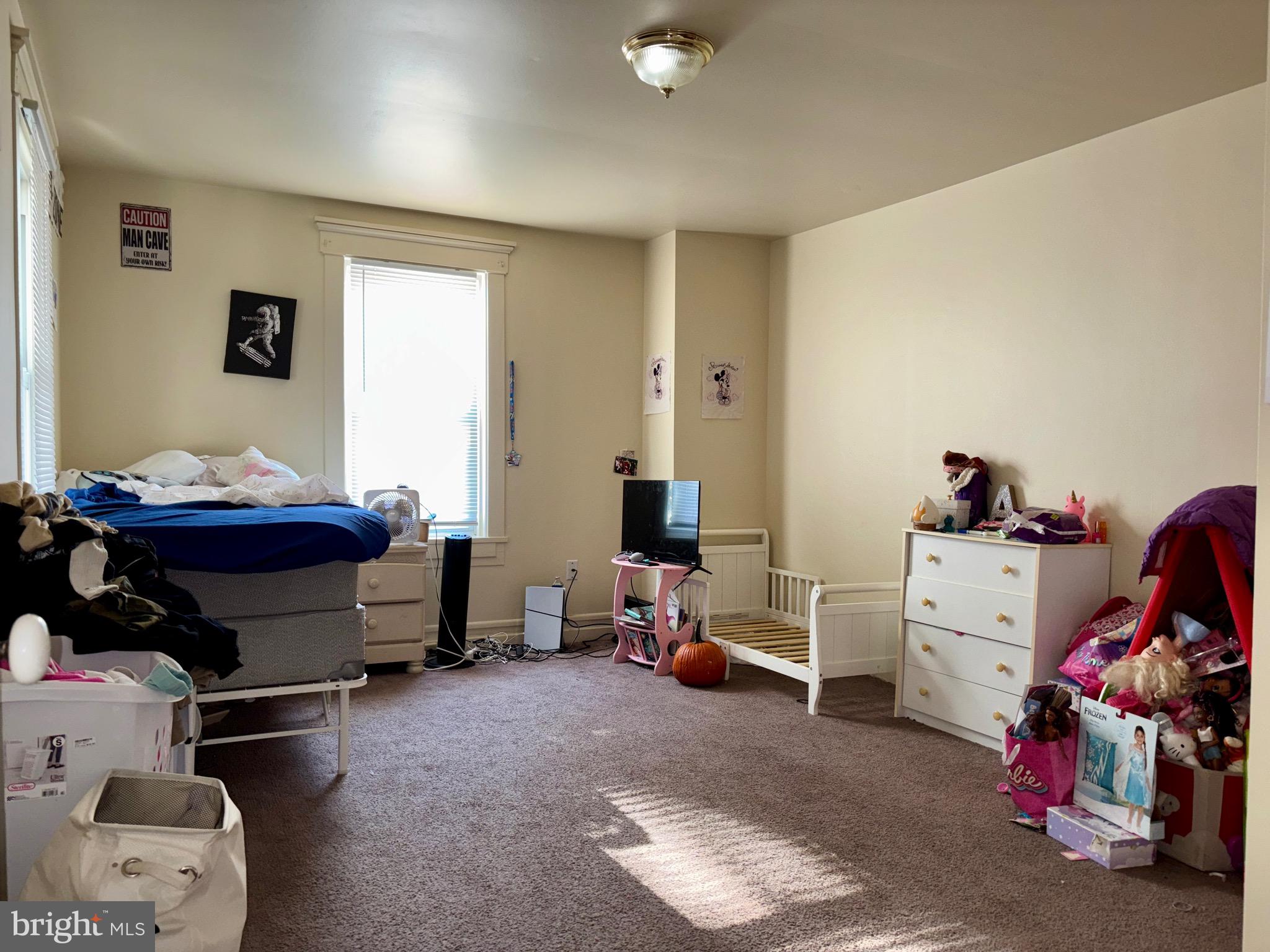 179 Charles Road Lancaster, PA 17603 - Photo 14 of 29 a room with furniture and a window