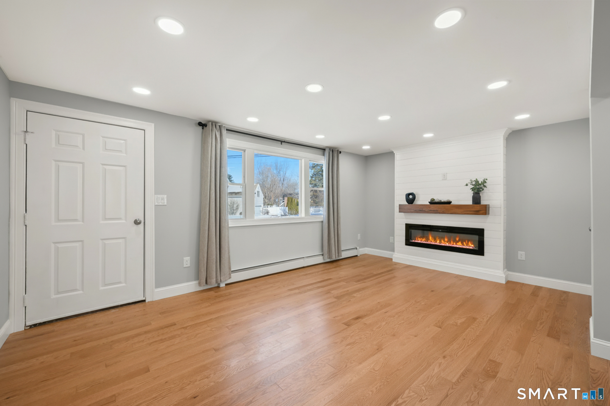 42 Keene Place Farmington, CT 06085 - Photo 6 of 37