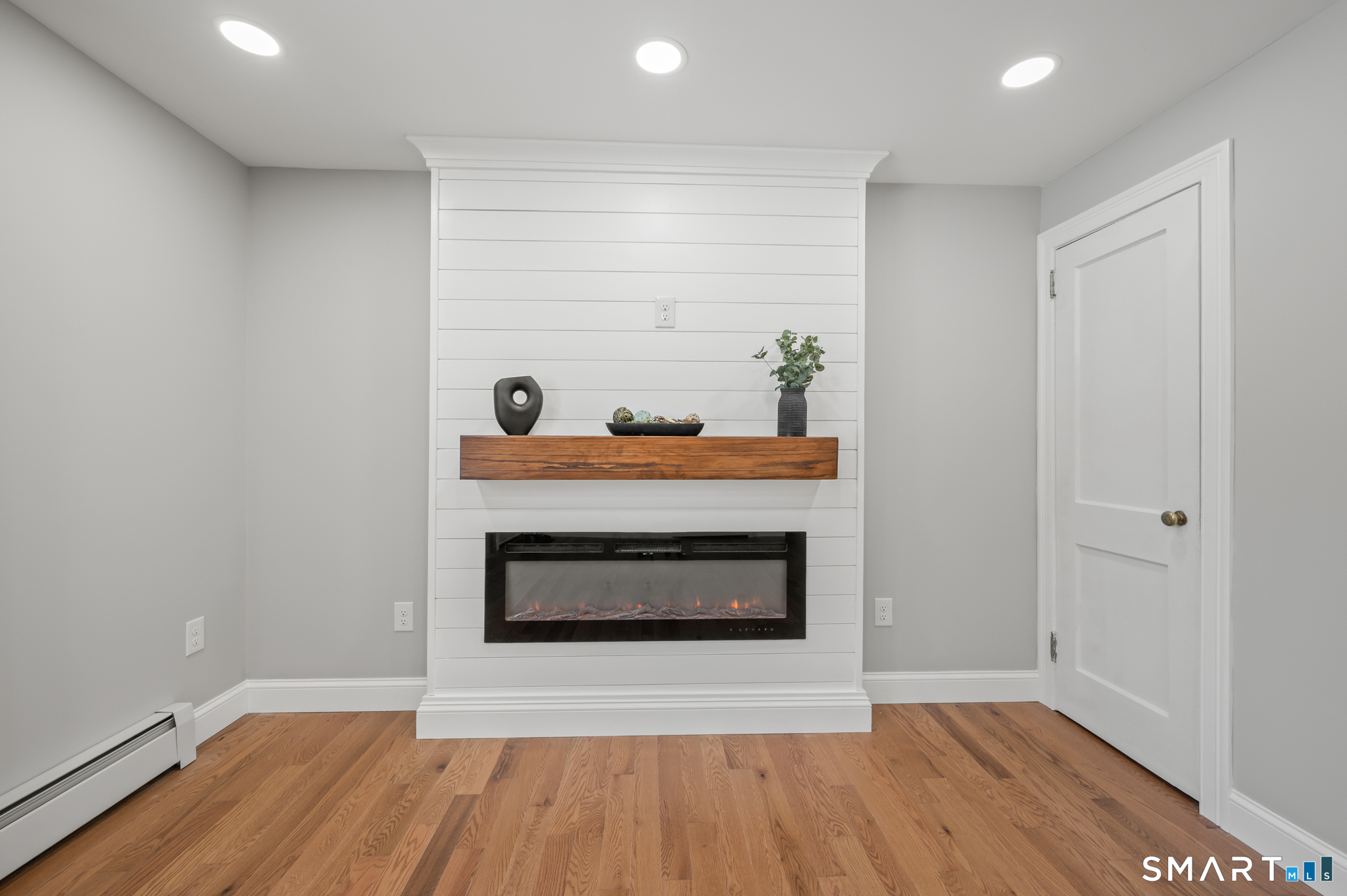 42 Keene Place Farmington, CT 06085 - Photo 7 of 37