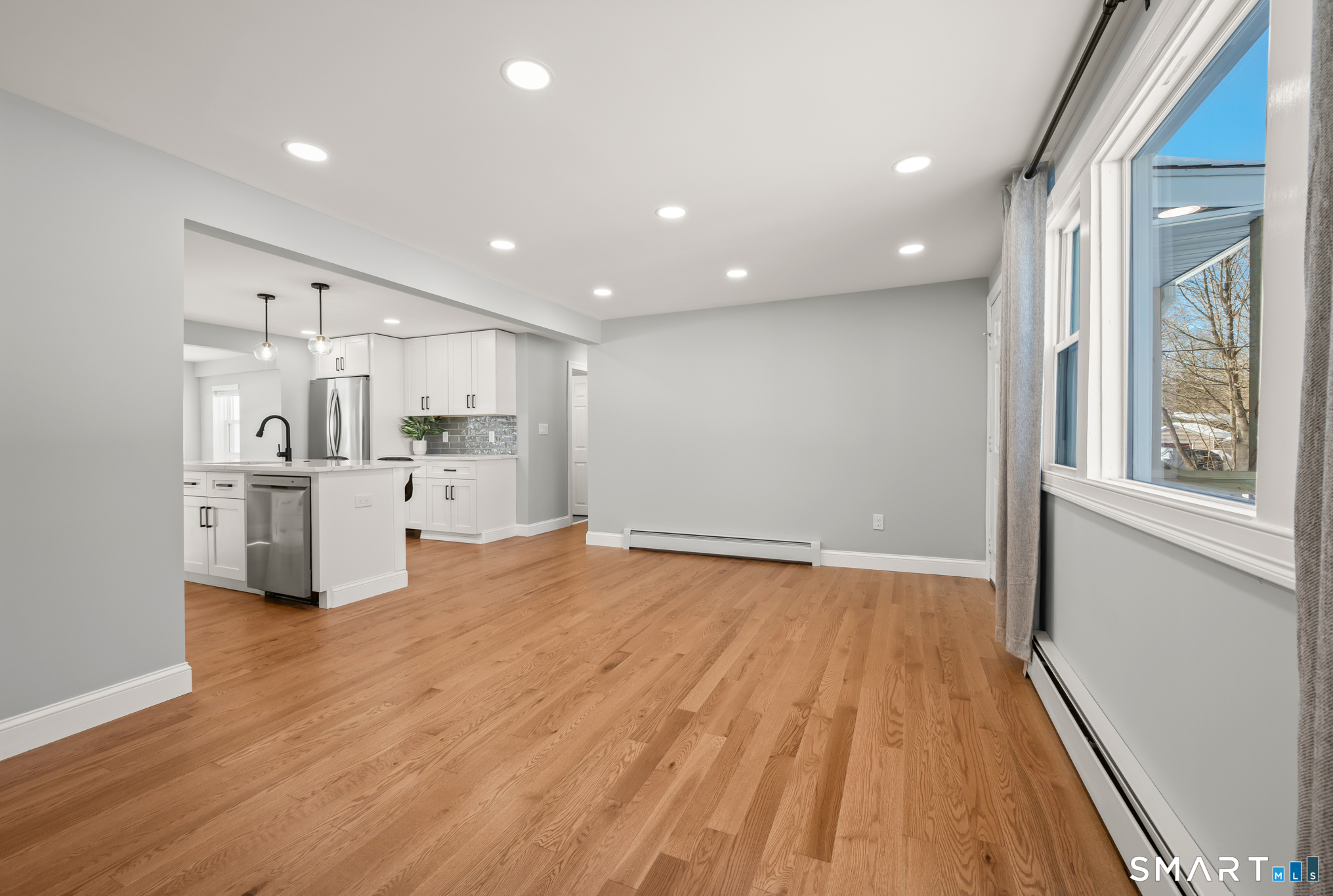 42 Keene Place Farmington, CT 06085 - Photo 8 of 37