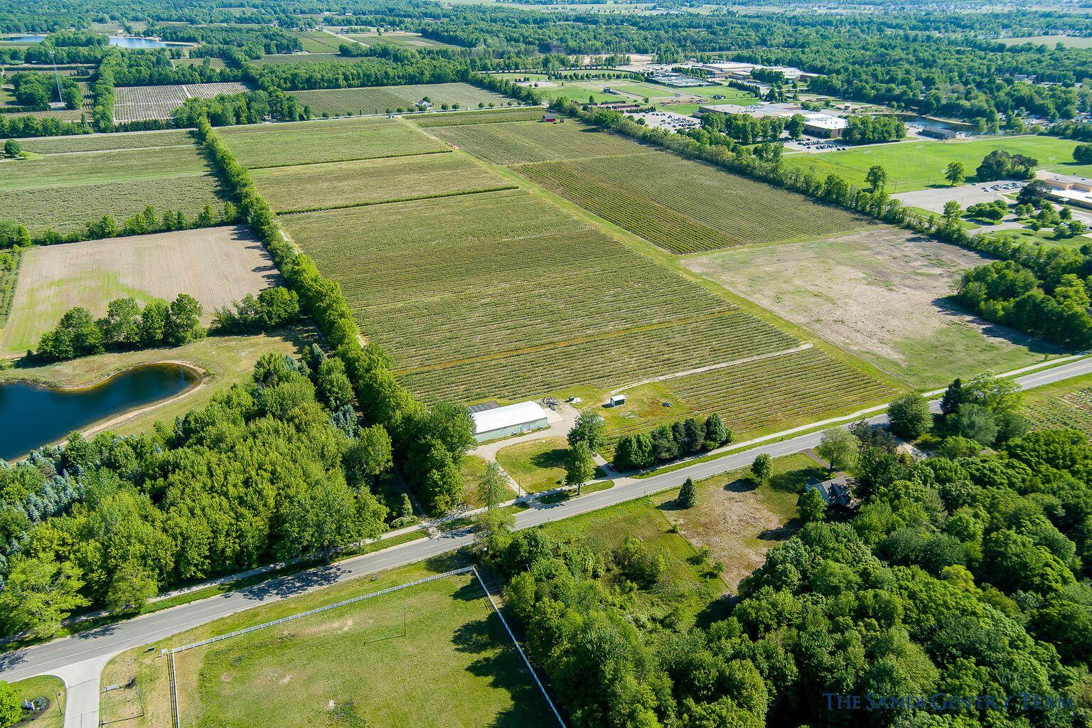 15379 Riley Street Holland, MI 49424 - Photo 1 of 20 20210602135636888371000000-o