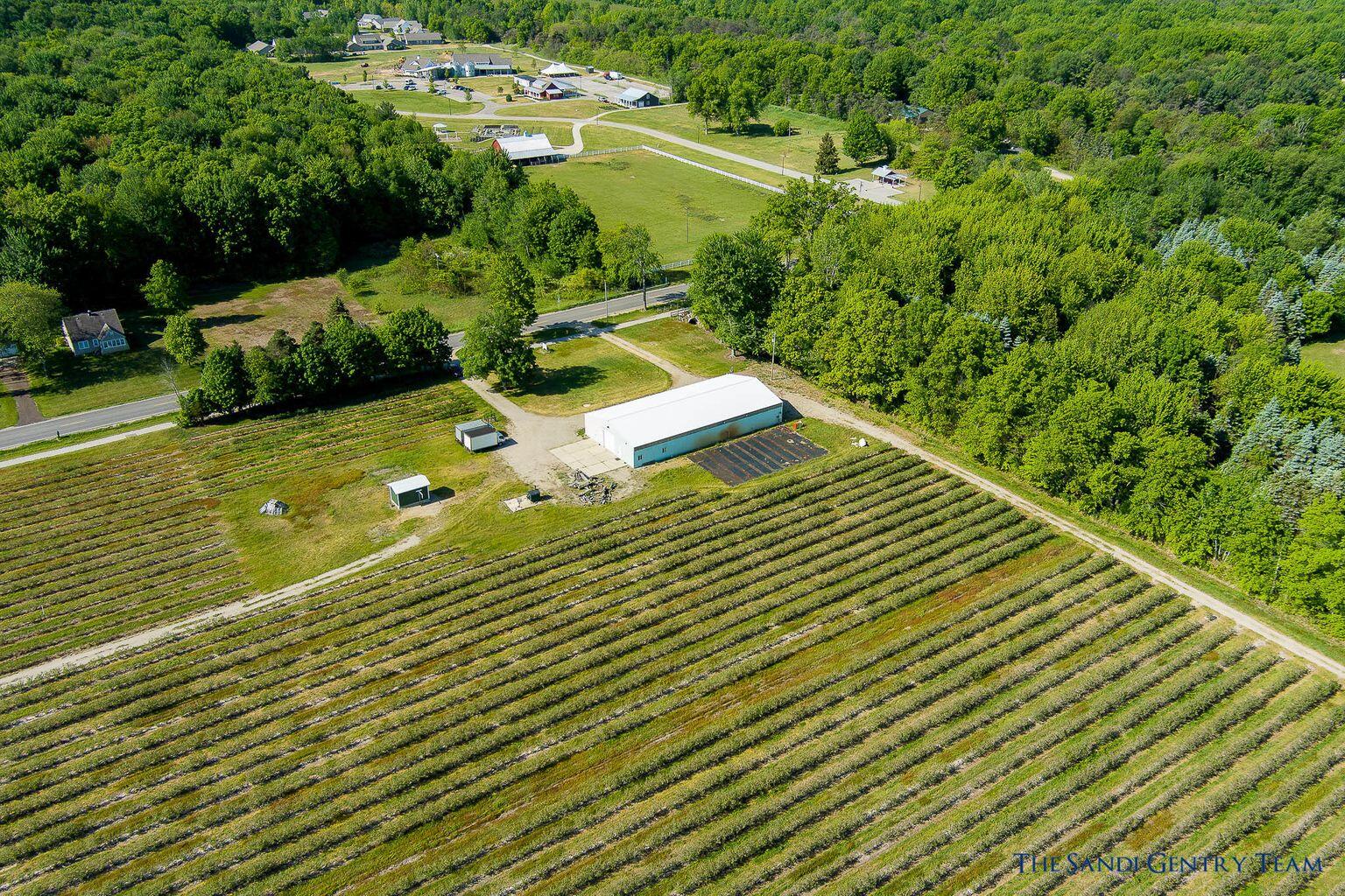 15379 Riley Street Holland, MI 49424 - Photo 16 of 20 20210602135633094604000000-o